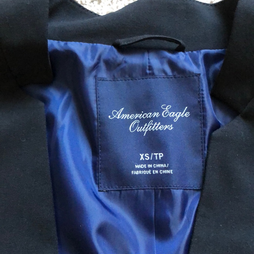 jacket - Picture 2 of 2